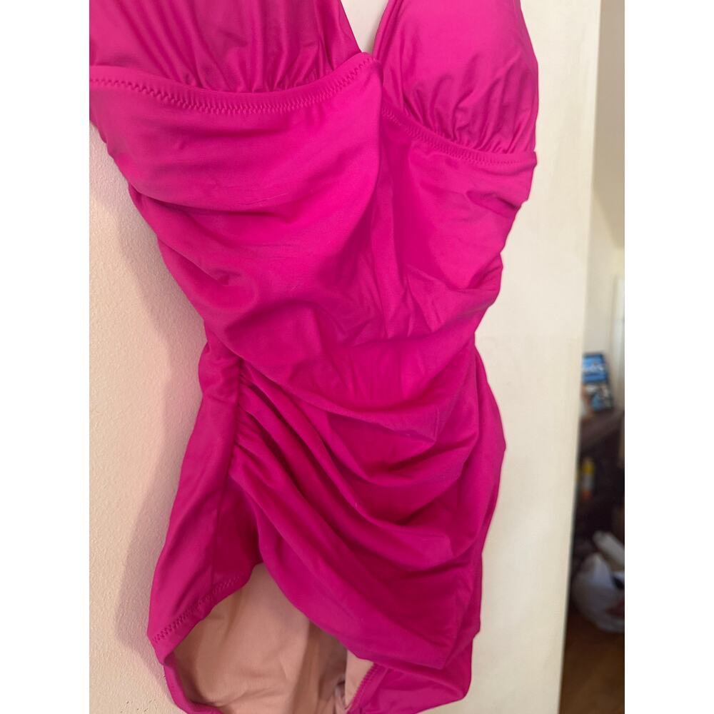 NWT J. Crew Ruched V-neck One-Piece Swimsuit Women's 6 Radiant Fuchsia Pink - Picture 3 of 9